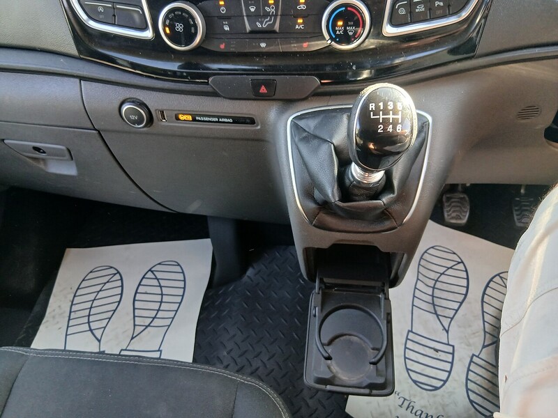 Ford 2.0 300 EcoBlue Limited Crew Van Double Cab 5dr Diesel Manual L1 H1 Euro 6 (s/s) (6 Seat) (130 ps)