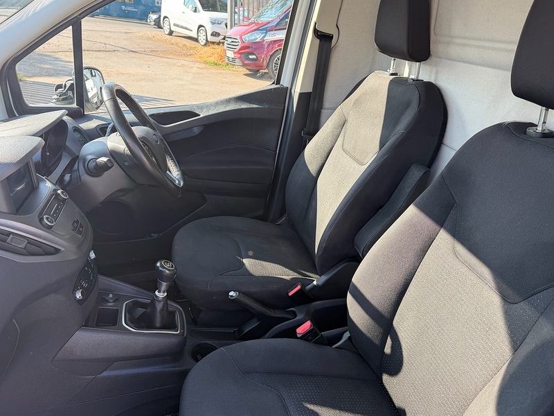 Ford 1.0 EcoBoost Limited Panel Van 5dr Petrol Manual L1 Euro 6 (100 ps)