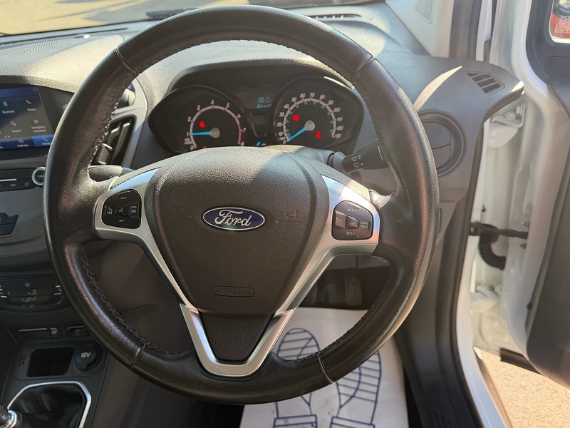 Ford 1.0 EcoBoost Limited Panel Van 5dr Petrol Manual L1 Euro 6 (100 ps)