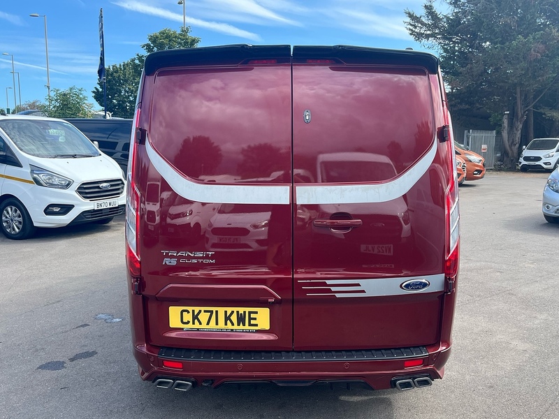 Ford 2.0 320 EcoBlue Limited Crew Van Double Cab 5dr Diesel Auto L1 H1 Euro 6 (s/s) (6 Seat) (130 ps)