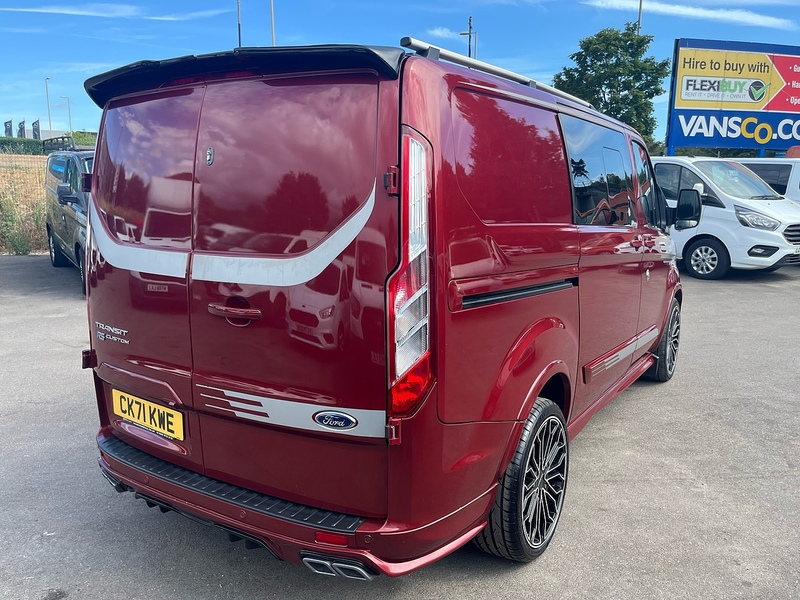 Ford 2.0 320 EcoBlue Limited Crew Van Double Cab 5dr Diesel Auto L1 H1 Euro 6 (s/s) (6 Seat) (130 ps)