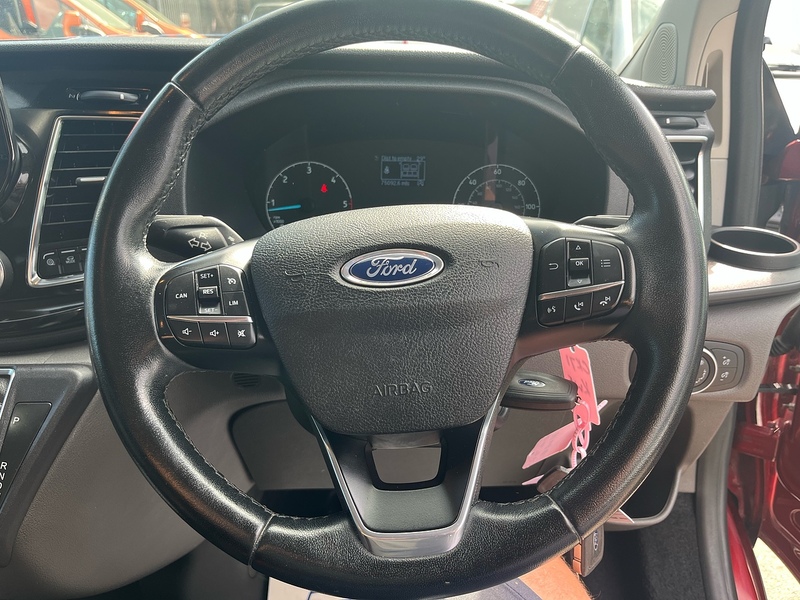 Ford 2.0 320 EcoBlue Limited Crew Van Double Cab 5dr Diesel Auto L1 H1 Euro 6 (s/s) (6 Seat) (130 ps)