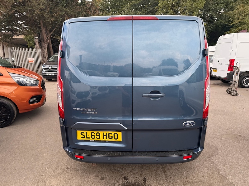 Ford 280 EcoBlue Limited Panel Van 2.0 Manual Diesel