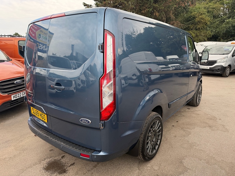 Ford 280 EcoBlue Limited Panel Van 2.0 Manual Diesel