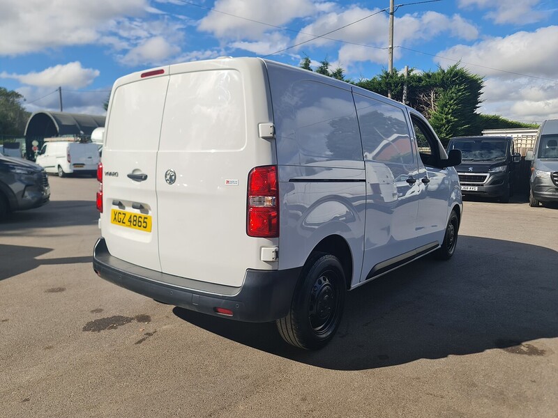 Vauxhall 1.5 Turbo D 2900 Dynamic Panel Van 6dr Diesel Manual L1 H1 Euro 6 (s/s) (100 ps)