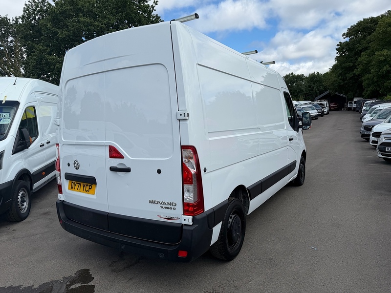 Vauxhall 2.3 CDTi 3300 BiTurbo Edition Panel Van 5dr Diesel Manual FWD L2 H2 Euro 6 (135 ps)