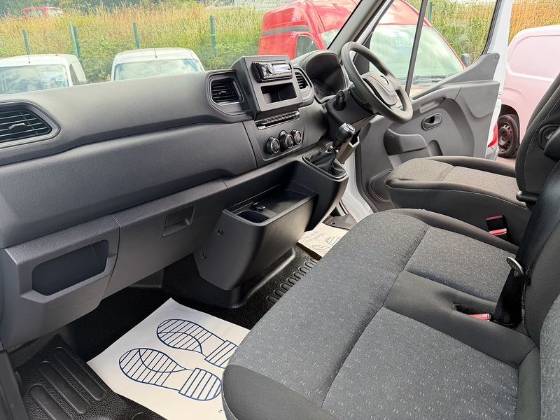 Vauxhall 2.3 CDTi 3300 BiTurbo Edition Panel Van 5dr Diesel Manual FWD L2 H2 Euro 6 (135 ps)