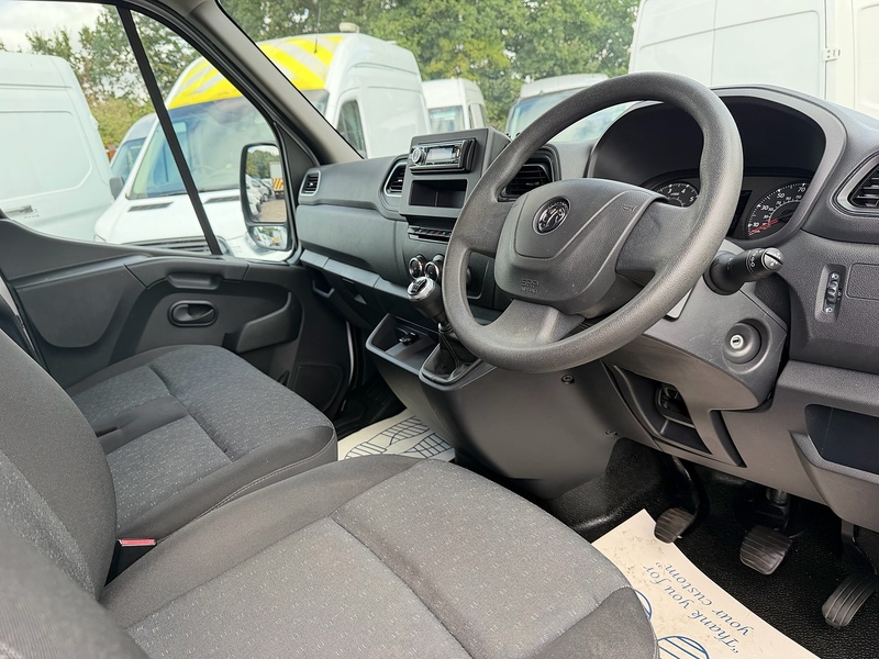 Vauxhall 2.3 CDTi 3300 BiTurbo Edition Panel Van 5dr Diesel Manual FWD L2 H2 Euro 6 (135 ps)