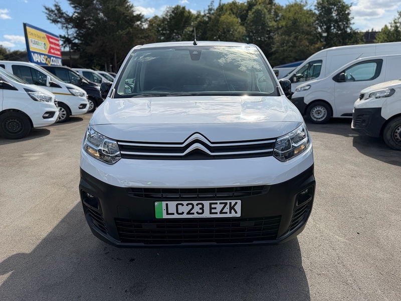 Citroen 800 50kWh Driver Edition M Panel Van 5dr Electric Auto SWB (7.4kW Charger) (136 ps)