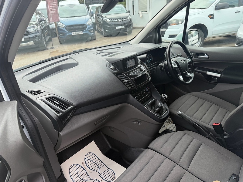 Ford 1.5 250 EcoBlue Limited Panel Van 5dr Diesel Manual L2 Euro 6 (s/s) (100 ps)