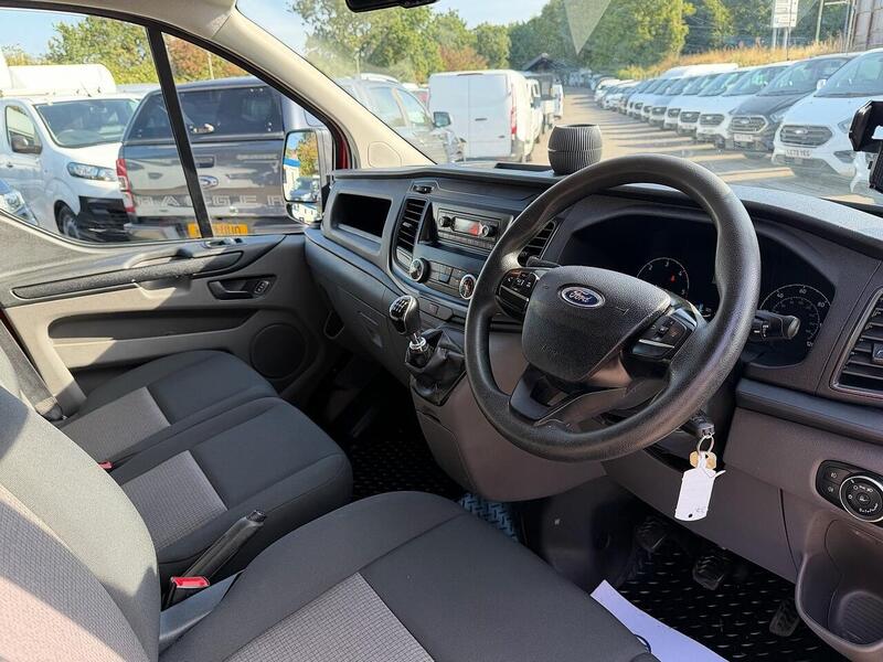Ford 2.0 320 EcoBlue Panel Van 5dr Diesel Manual L2 H2 Euro 6 (105 ps)