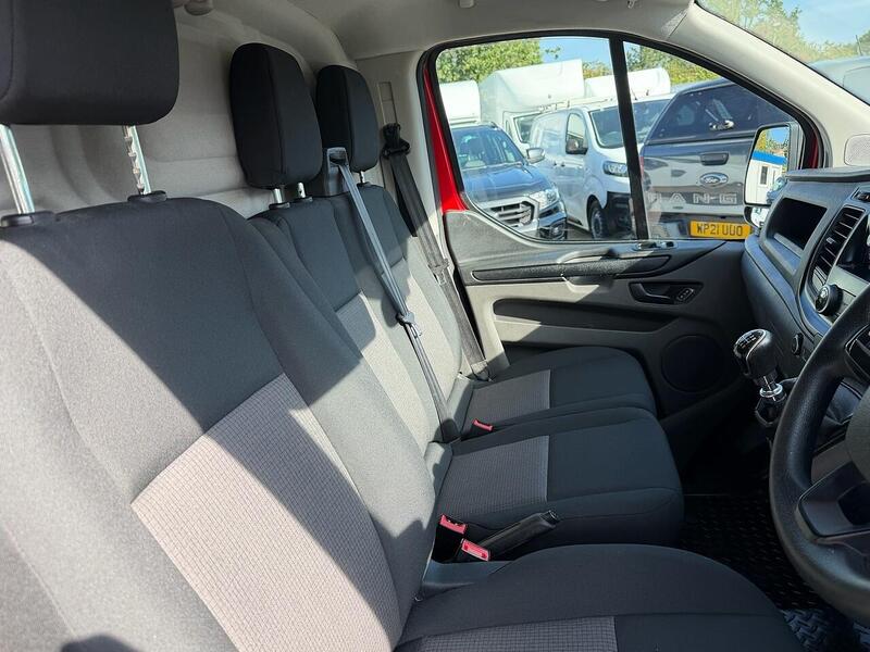 Ford 2.0 320 EcoBlue Panel Van 5dr Diesel Manual L2 H2 Euro 6 (105 ps)