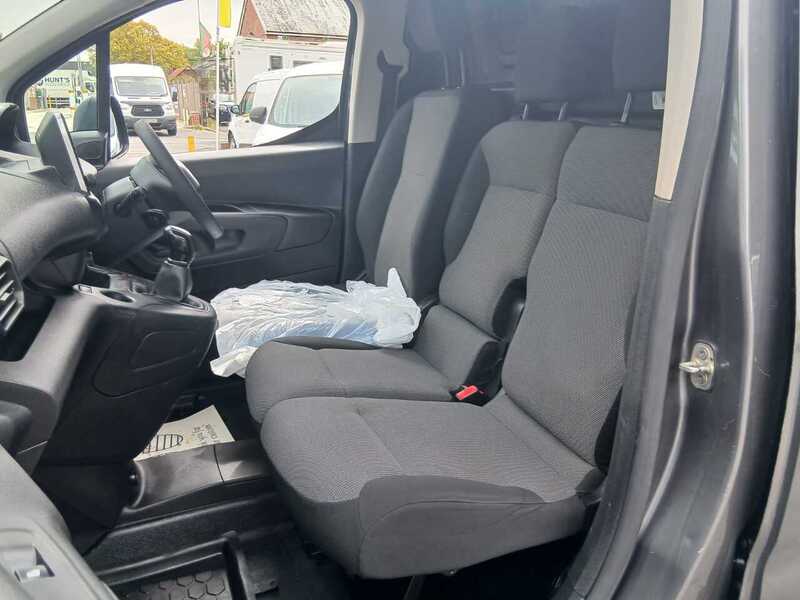 Peugeot 1.6 BlueHDi 1000 Professional Standard Panel Van 5dr Diesel Manual SWB Euro 6 (s/s) (100 bhp)