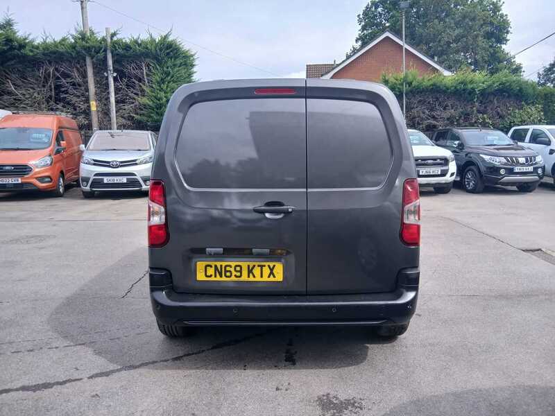 Peugeot 1.6 BlueHDi 1000 Professional Standard Panel Van 5dr Diesel Manual SWB Euro 6 (s/s) (100 bhp)