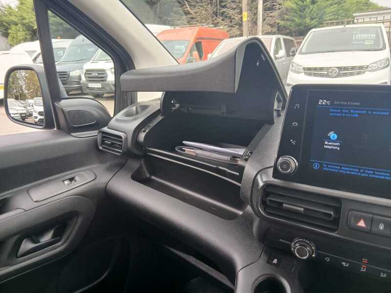 Peugeot 1.6 BlueHDi 1000 Professional Standard Panel Van 5dr Diesel Manual SWB Euro 6 (s/s) (100 bhp)