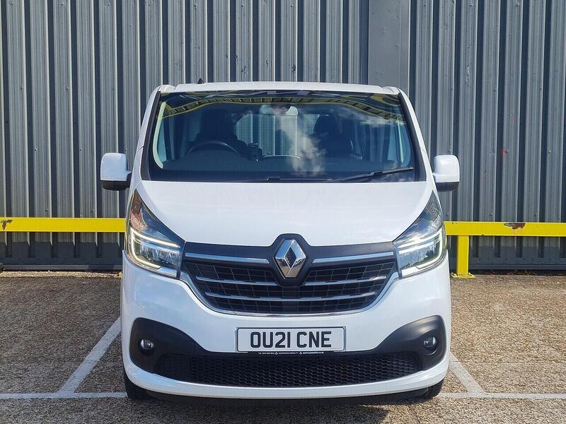 Renault 2.0 dCi ENERGY 28 SPORT NAV 5 SEATS