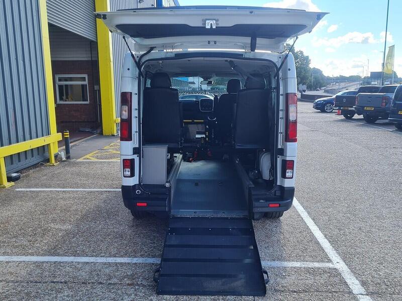 Renault 2.0 dCi ENERGY 28 SPORT NAV 5 SEATS