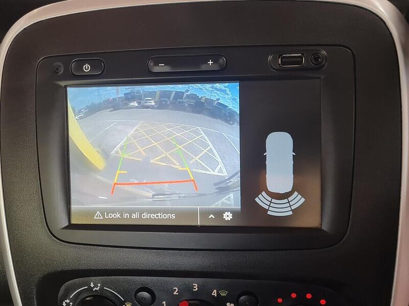 Renault 2.0 dCi ENERGY 28 SPORT NAV 5 SEATS