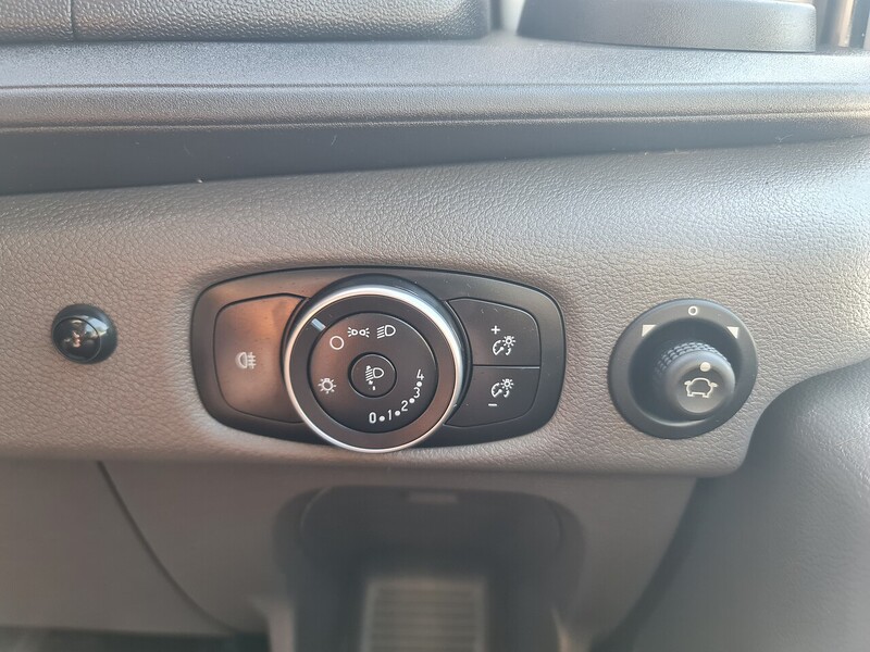 Ford 2.0 350 EcoBlue Leader Panel Van 5dr Diesel Manual RWD L2 H3 Euro 6 (s/s) (170 ps)