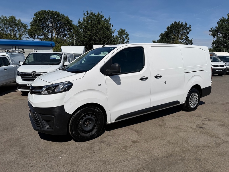 Toyota 2.0D Icon Long Panel Van 6dr Diesel Manual LWB Euro 6 (s/s) (140 ps)