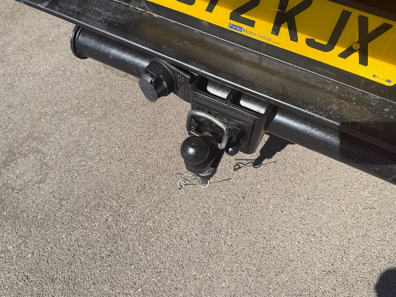 Ford 2.0 350 EcoBlue HD Leader Chassis Cab 2dr Diesel Manual RWD L2 Euro 6 (s/s) (130 ps)