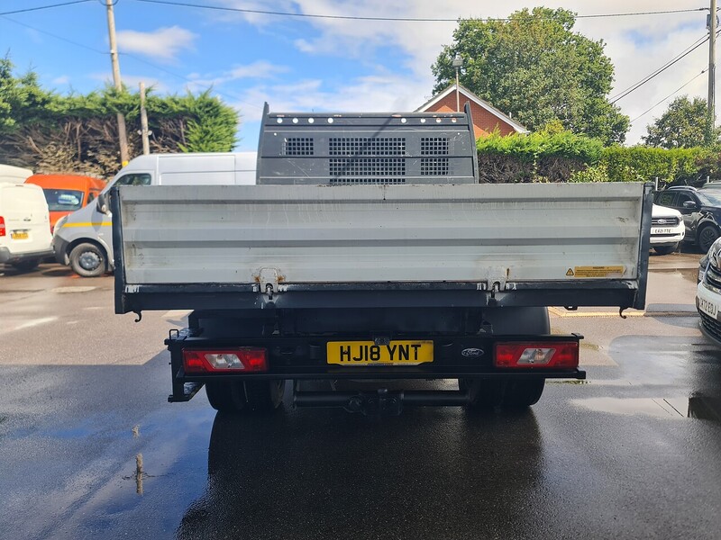 Ford 2.0 350 EcoBlue Panel Van 5dr Diesel Manual RWD L3 H2 Euro 6 (130 ps) 2.0 5dr Tippers Manual Diesel