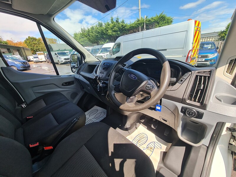 Ford 2.0 350 EcoBlue Panel Van 5dr Diesel Manual RWD L3 H2 Euro 6 (130 ps) 2.0 5dr Tippers Manual Diesel