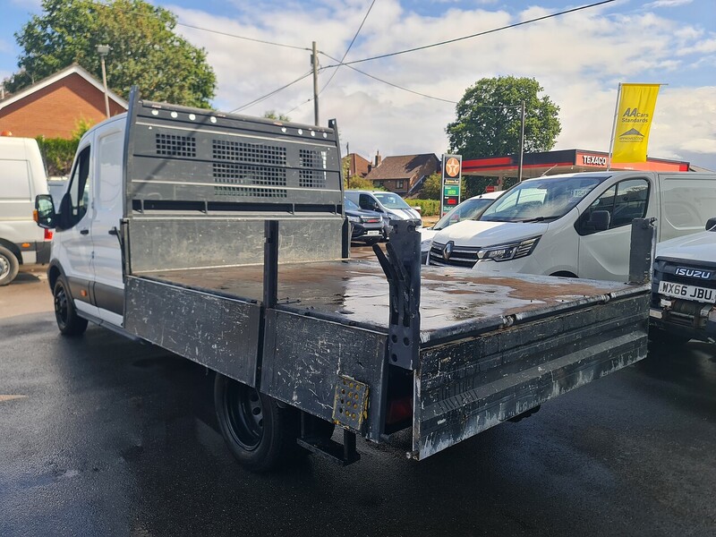 Ford 2.0 350 EcoBlue Panel Van 5dr Diesel Manual RWD L3 H2 Euro 6 (130 ps) 2.0 5dr Tippers Manual Diesel