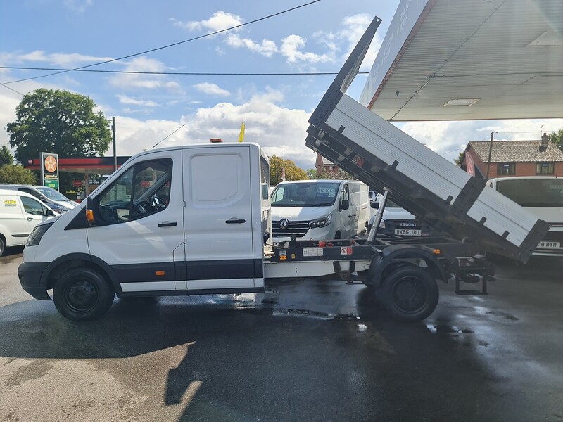 Ford 2.0 350 EcoBlue Panel Van 5dr Diesel Manual RWD L3 H2 Euro 6 (130 ps) 2.0 5dr Tippers Manual Diesel