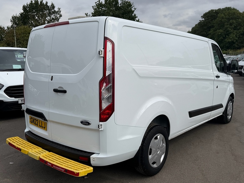 Ford 2.0 340 EcoBlue Trend Panel Van 5dr Diesel Manual L2 H1 Euro 6 (s/s) (130 ps)