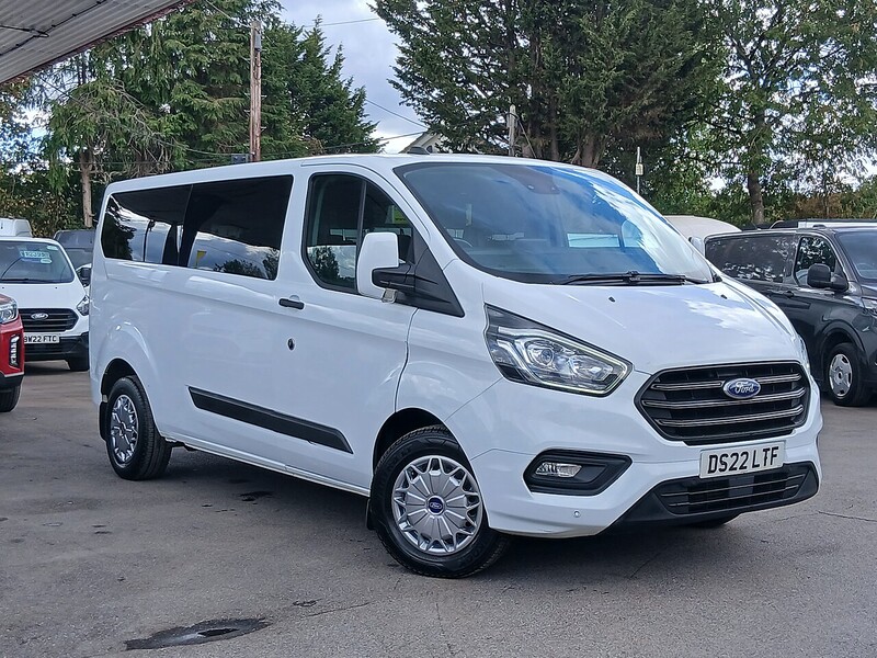 Ford 320 EcoBlue Trend Combi Van 2.0 Manual Diesel