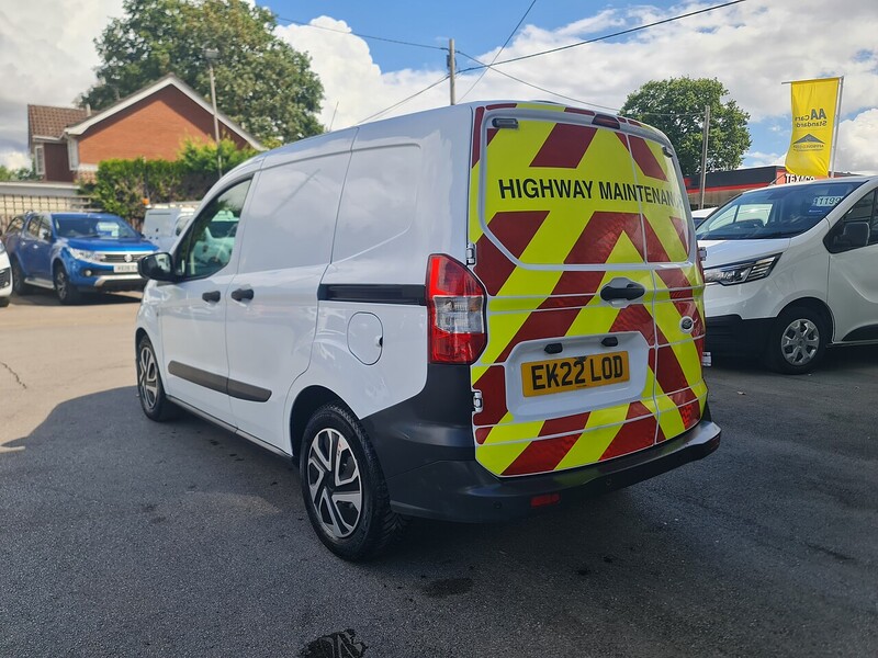 Ford 1.5 TDCi Leader Panel Van 5dr Diesel Manual L1 Euro 6 (s/s) (SLD) (75 ps)