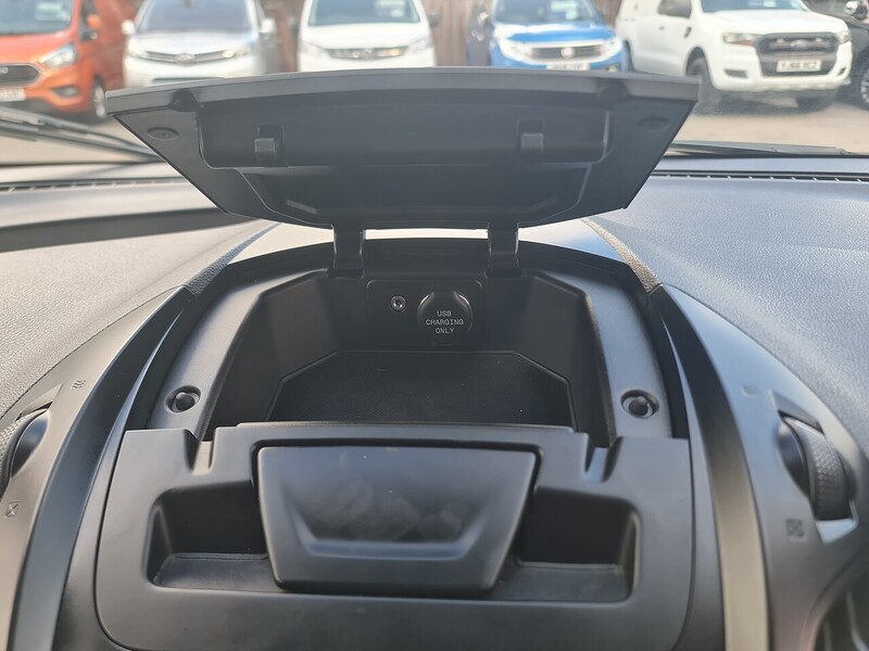 Ford 1.5 TDCi Leader Panel Van 5dr Diesel Manual L1 Euro 6 (s/s) (SLD) (75 ps)