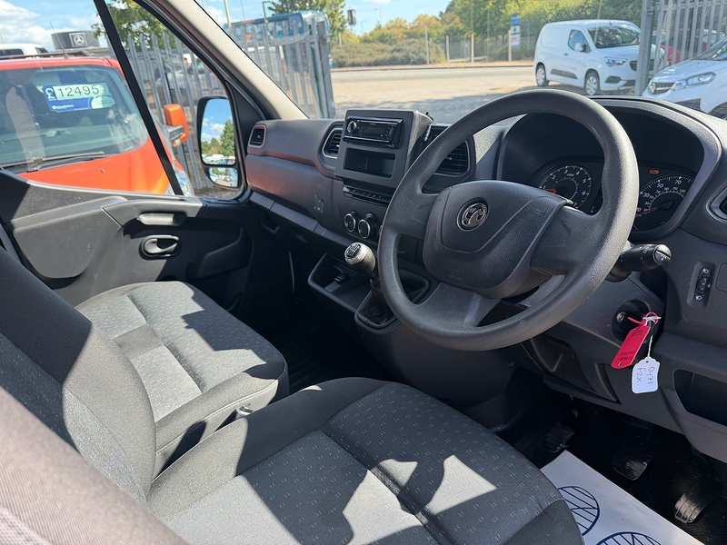 Vauxhall 2.3 CDTi 3500 BiTurbo Edition Panel Van 5dr Diesel Manual FWD L2 H2 Euro 6 (135 ps)