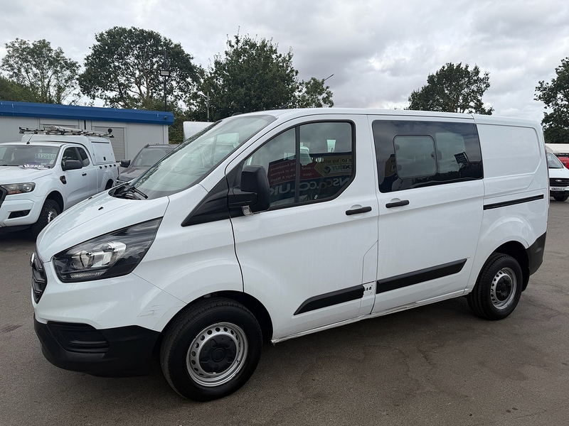 Ford 2.0 300 EcoBlue Leader Crew Van Double Cab 5dr Diesel Manual L1 H1 Euro 6 (s/s) (105 ps)