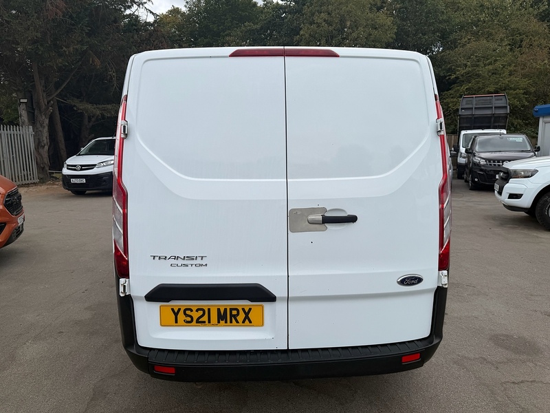 Ford 2.0 300 EcoBlue Leader Crew Van Double Cab 5dr Diesel Manual L1 H1 Euro 6 (s/s) (105 ps)