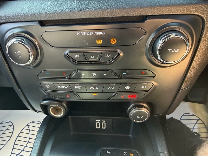 Ford 2.0 EcoBlue Wildtrak Pickup Double Cab 4dr Diesel Auto 4WD Euro 6 (s/s) (213 ps)