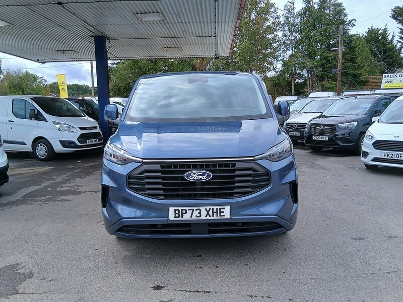 Ford 2.0 300 EcoBlue Limited Panel Van 5dr Diesel Manual L2 H1 Euro 6 (s/s) (136 ps)