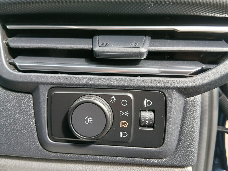 Ford 2.0 300 EcoBlue Limited Panel Van 5dr Diesel Manual L2 H1 Euro 6 (s/s) (136 ps)