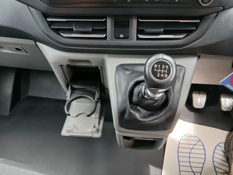 Ford 2.0 300 EcoBlue Limited Panel Van 5dr Diesel Manual L2 H1 Euro 6 (s/s) (136 ps)