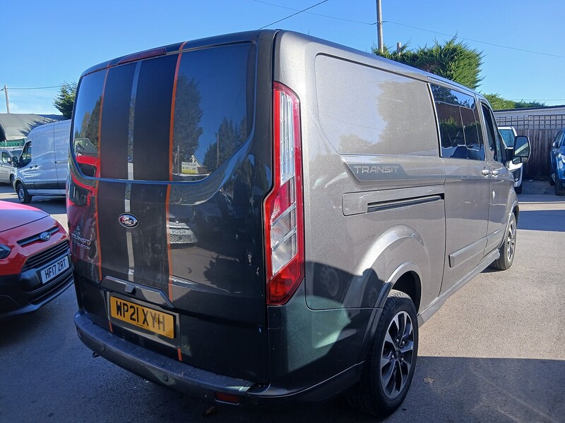Ford 2.0 320 EcoBlue Sport Crew Van Double Cab 5dr Diesel Manual L2 H1 Euro 6 (s/s) (185 ps)