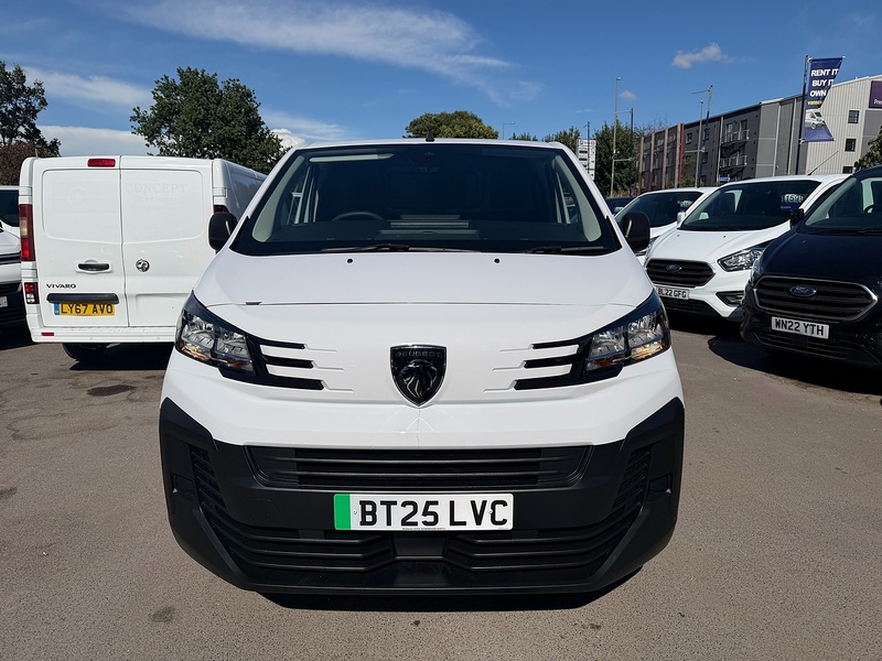 Peugeot 75kWh Professional Long Panel Van 6dr Electric Auto LWB (11kW Charger) (136 ps)