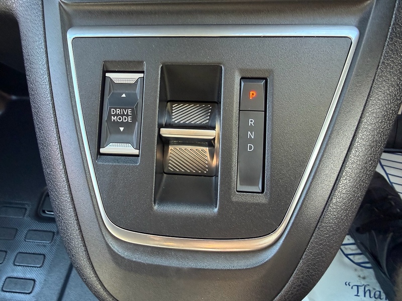 Peugeot 75kWh Professional Long Panel Van 6dr Electric Auto LWB (11kW Charger) (136 ps)