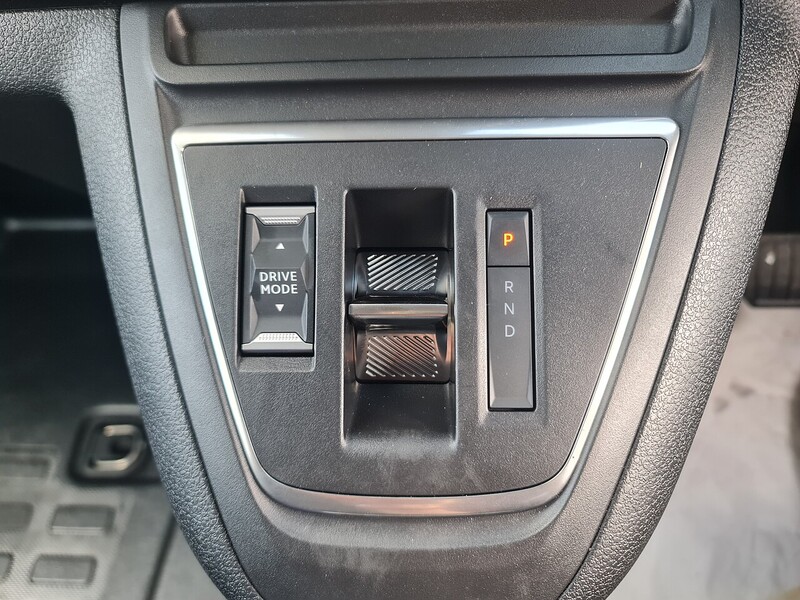 Peugeot 75kWh Professional Long Panel Van 6dr Electric Auto LWB (11kW Charger) (136 ps)