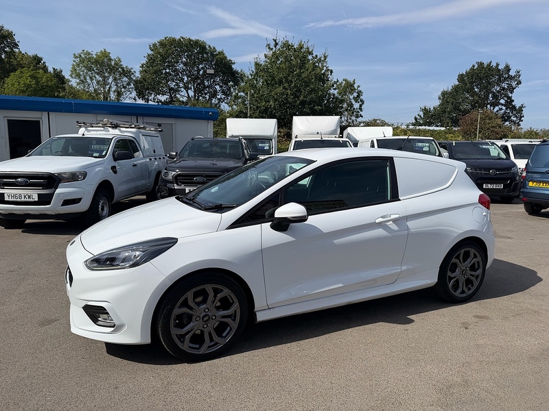 Ford 1.0T EcoBoost MHEV Sport Car Derived Van 3dr Petrol Manual Euro 6 (s/s) (125 ps)