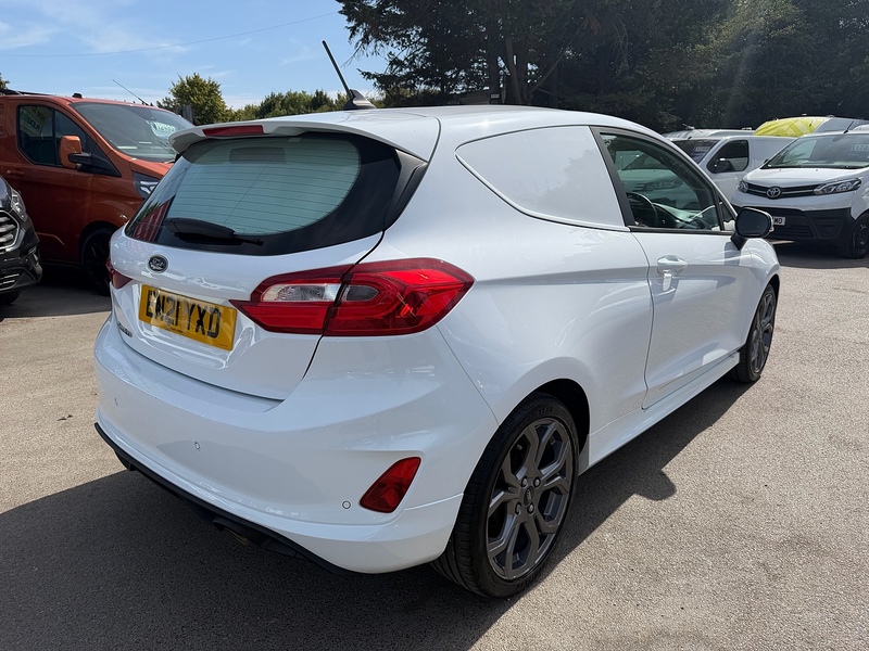 Ford 1.0T EcoBoost MHEV Sport Car Derived Van 3dr Petrol Manual Euro 6 (s/s) (125 ps)