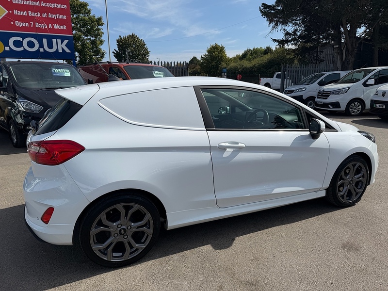 Ford 1.0T EcoBoost MHEV Sport Car Derived Van 3dr Petrol Manual Euro 6 (s/s) (125 ps)