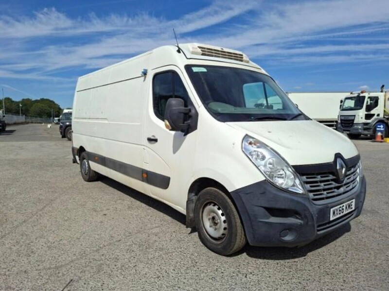 Renault 2.3 dCi 35 Business Panel Van 5dr Diesel Manual FWD LWB Medium Roof Euro 6 (130 ps)