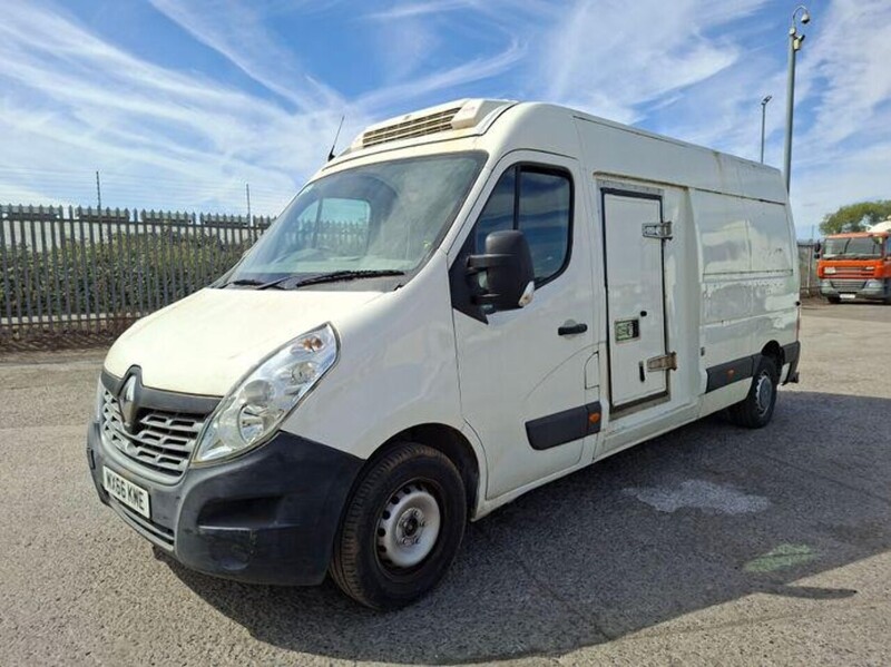 Renault 2.3 dCi 35 Business Panel Van 5dr Diesel Manual FWD LWB Medium Roof Euro 6 (130 ps)