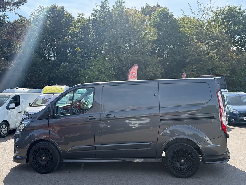 Ford 2.0 280 EcoBlue Limited Panel Van 5dr Diesel Auto L1 H1 Euro 6 (s/s) (170 ps)
